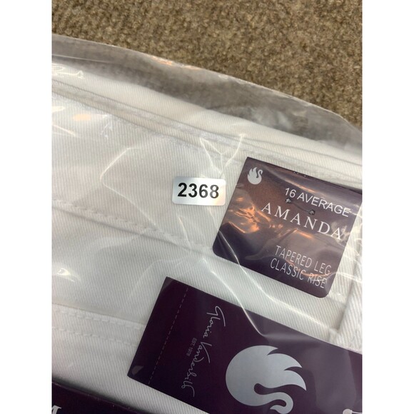 Gloria Vanderbilt Jeans Womens 16 Amanda Tapered Fit Stretch White Denim - Picture 11 of 11